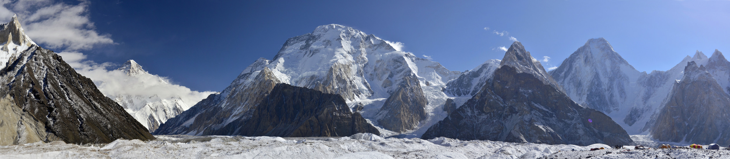 Panorámica del K2, Broad Peak y Gasherbrum IV desde Concordia, Karakorum. Foto:PabloFR